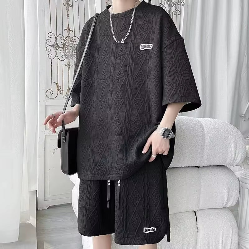 2024 New Large Men'S Sports Suit Korean High Street Fashion T-Shirt Shorts Two-Piece Set Men Retro Neck Top Designer Clothes Men